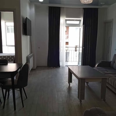 Аренда просторной, светлой квартиры 75м², Батуми, Грузия