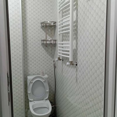 Apartamento espacioso y luminoso 75m² en alquiler, Batumi, Georgia
