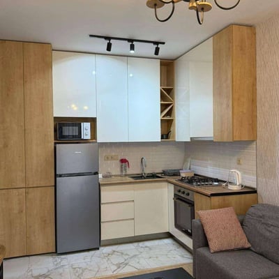 Appartement lumineux 45m² à louer, Batoumi, Géorgie