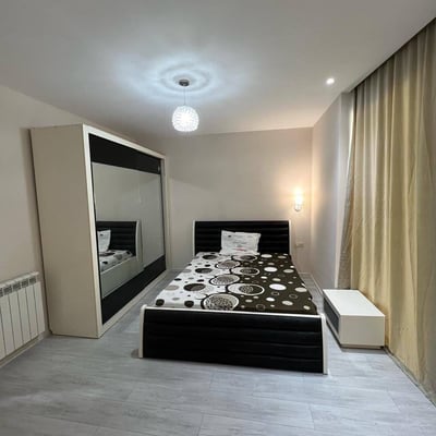 Geräumige moderne Wohnung 80m² zur Miete, Batumi, Georgien