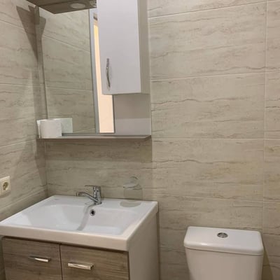 Apartamento 56m² con vista al mar en alquiler, Batumi, Georgia