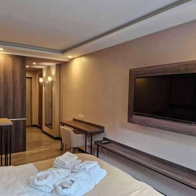 Modernes luxuriöses Studio zur Miete, Batumi, Georgien