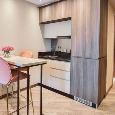 Modernes luxuriöses Studio zur Miete, Batumi, Georgien