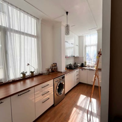 Аренда просторной, современной квартиры 80м², Батуми, Грузия