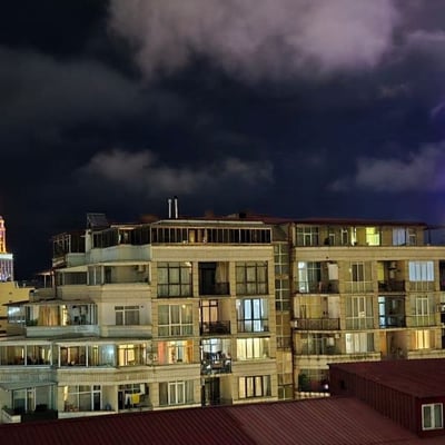 Helle Wohnung 60m² zur Miete in Alt-Batumi, Georgien