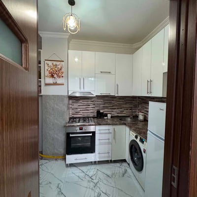 Apartamento amueblado y acogedor en alquiler, Batumi, Georgia