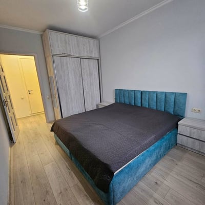 Spacious Apartment 100m² for Rent, Batumi, Georgia