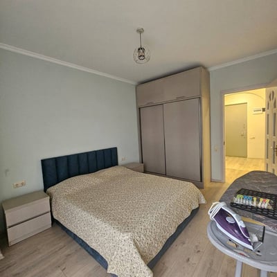 Spacious Apartment 100m² for Rent, Batumi, Georgia