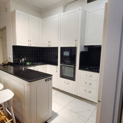 Modern Spacious Apartment 98m² for Rent, Batumi, Georgia