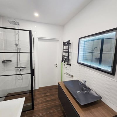 Moderne Wohnung 64m² im Stadtzentrum Altstadt von Batumi zu vermieten