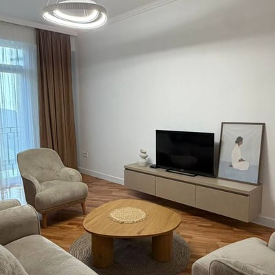Geräumige helle Wohnung 85m² zur Miete, Batumi, Georgien