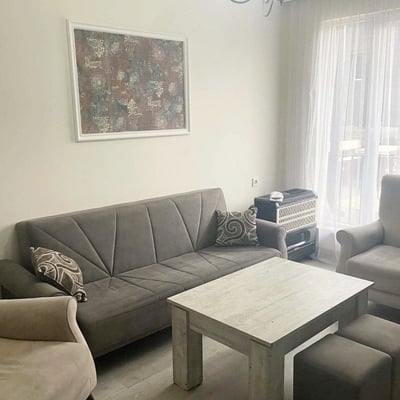 Сдаётся в аренду меблированная квартира (55м²) в частном доме, Батуми, Грузия