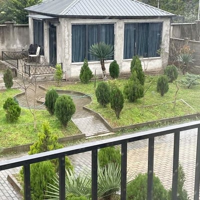 Сдаётся в аренду меблированная студия (30м²) в частном доме, Батуми, Грузия