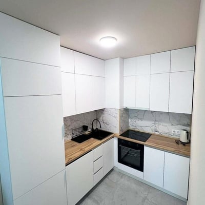 Appartement spacieux (52m²) à louer avec vue sur la mer, Batoumi, Géorgie