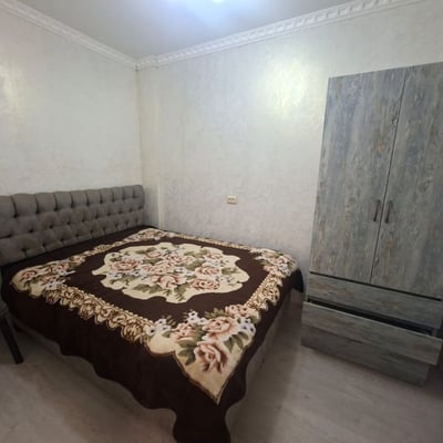 Сдаётся в аренду меблированная квартира (55м²) с видом на горы, Батуми, Грузия