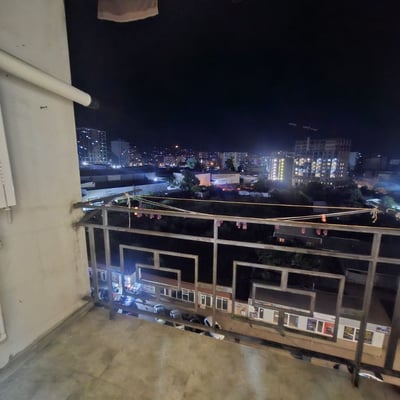 Сдаётся в аренду меблированная квартира (55м²) с видом на горы, Батуми, Грузия