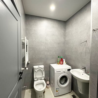Сдаётся в аренду современная квартира (45м²) с видом на горы, Батуми, Грузия