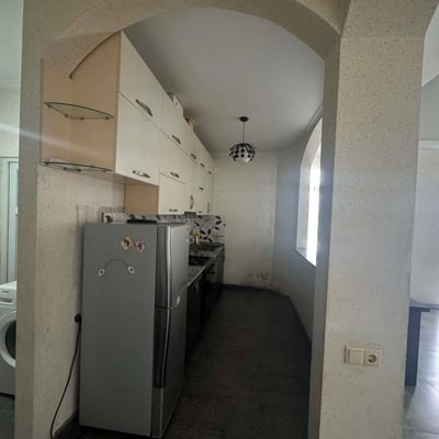 Сдаётся в аренду просторная и меблированная квартира (70м²) в Батуми, Грузия