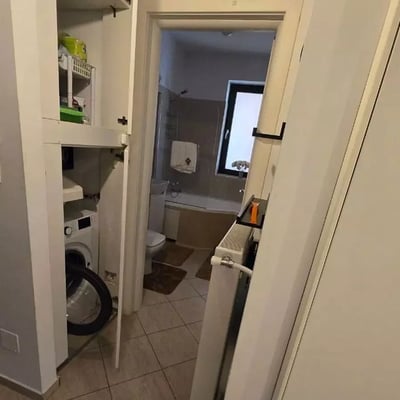 Location longue durée d’un appartement de 2 pièces, 75 m², à Bucarest, Roumanie