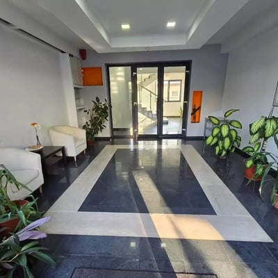 Location longue durée d’un appartement de 2 pièces, 75 m², à Bucarest, Roumanie