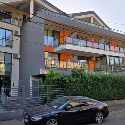 Location longue durée d’un appartement de 2 pièces, 75 m², à Bucarest, Roumanie