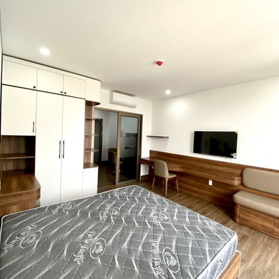 Аренда новой, полностью меблированной квартиры с балконом, район Шон Тра, Дананг, Вьетнам