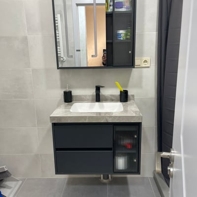 Alquiler de un apartamento totalmente nuevo de 2 habitaciones, 58 m², cerca del mar, Batumi, Georgia