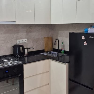 Apartamento moderno 60m² en alquiler, Batumi, Georgia