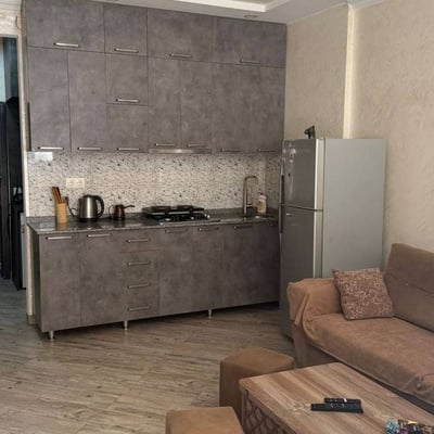 Estudio compacto y amueblado 33m² en alquiler, Batumi, Georgia