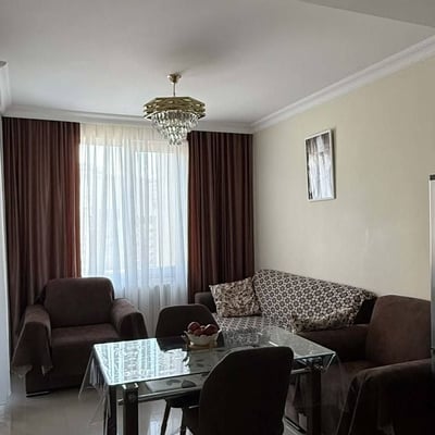 Apartamento amueblado y confortable 45m² en alquiler, Batumi, Georgia