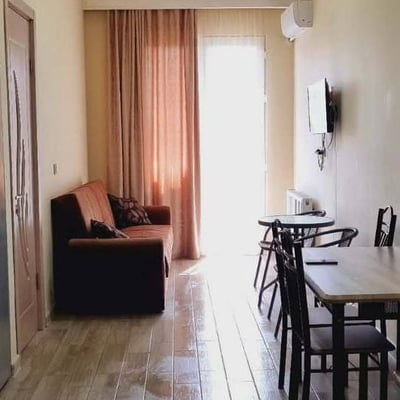 Appartement lumineux et meublé à louer, Batoumi, Géorgie