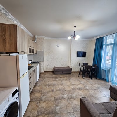 Gemütliche Wohnung 55 m² zur Miete im Stadtteil Khimshiashvili, Batumi, Georgien