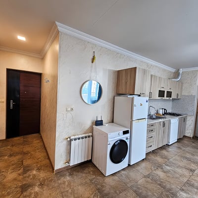 Gemütliche Wohnung 55 m² zur Miete im Stadtteil Khimshiashvili, Batumi, Georgien