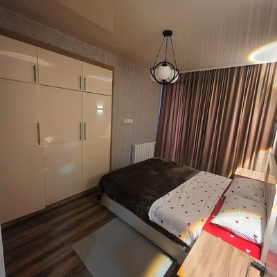 Apartamento moderno y amueblado de 2 habitaciones, 50 m², en Calligraphy Towers, Batumi, Georgia