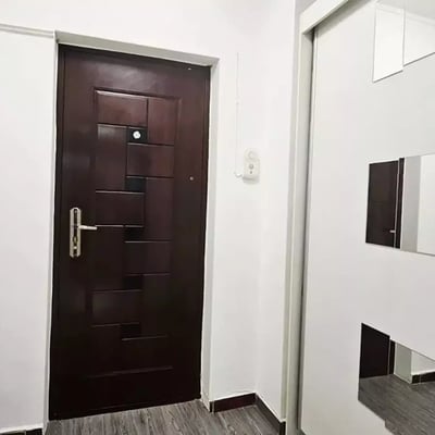 Alquiler a largo plazo de un estudio, 35 m², en el sector 3, Bucarest, Rumanía
