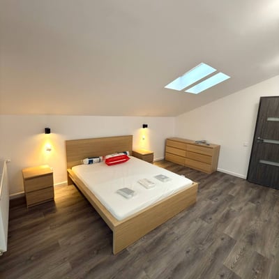 Аренда новой меблированной 4-комнатной квартиры 133 м², 6-й сектор, Бухарест, Румыния