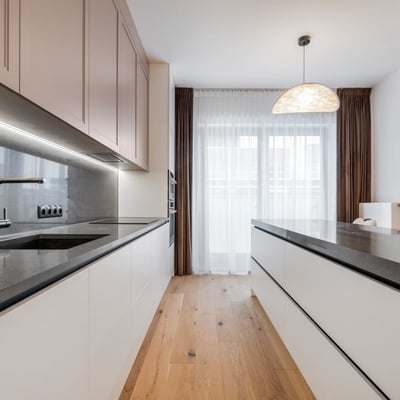 Alquiler de un apartamento elegante de 3 habitaciones, 121 m², Powiśle, Varsovia, Polonia