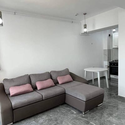 Rent of comfortable 2-room apartments, 50 m², with a lake view, Mamaia, Constanța, Romania