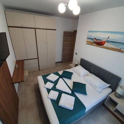 Location d’appartements confortables de 2 pièces avec cuisine séparée, 60 m², Mamaia, Constanța, Roumanie