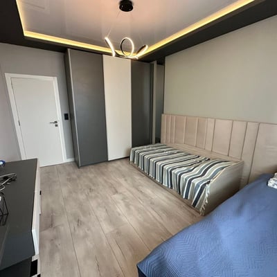 Rent of a luxury 3-room apartment, Briz, Varna, Bulgaria