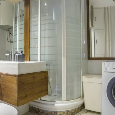 Miete einer komfortablen 3-Zimmer-Wohnung, 70 m², im Stadtzentrum, Belgrad, Serbien