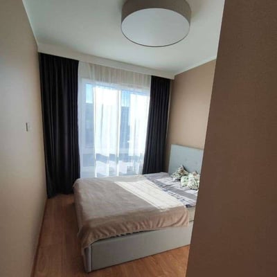 Alquiler de un apartamento moderno y elegante de 3 habitaciones, 60 m², Bemowo, Varsovia, Polonia