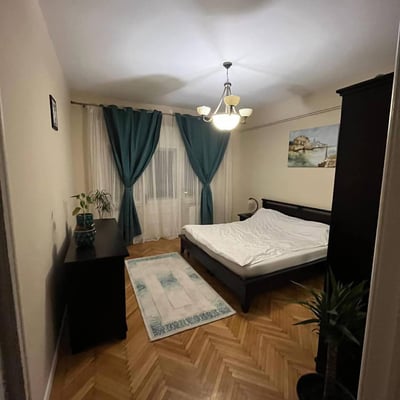 Rent of a comfortable 5-room apartment, 118 m², Old Center, Constanța, Romania