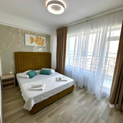 Rent of a comfortable 3-room penthouse, 85 m², Mamaia, Constanța, Romania