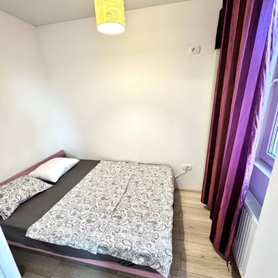 Miete einer gut ausgestatteten möblierten 2-Zimmer-Wohnung, Bukarest, Sektor 6, Rumänien