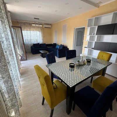Rent of a comfortable 3-room penthouse, 135 m², Mamaia, Constanța, Romania