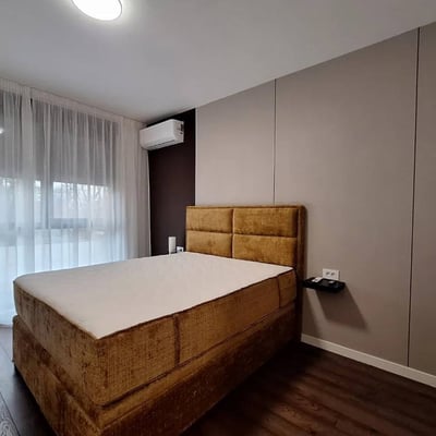 Alquiler de un apartamento nuevo de 2 habitaciones, 50 m², frente al paseo marítimo, Zemun, Belgrado, Serbia