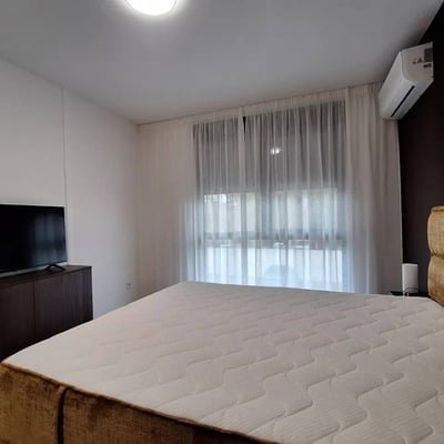 Rent of a new 2-room apartment, 50 m², opposite the riverfront, Zemun, Belgrade, Serbia