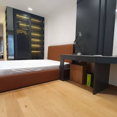 Alquiler de un apartamento espacioso de 3 habitaciones, 92 m², Nuevo Belgrado, Serbia