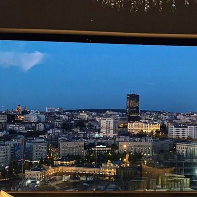 Miete einer 3-Zimmer-Wohnung mit Stadtblick, 90 m², BW Aria, Belgrad, Serbien